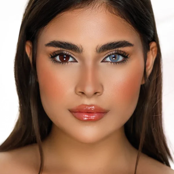 עדשות מגע צבעוניות יומיות דסיו יומיות בצבע כחול מהפנט Desio Irresistible Blue 12pck