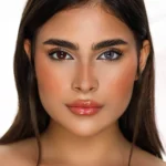 עדשות מגע צבעוניות חודשיות דסיו חודשיות בצבע אפור מעושן Desio Pepper Grey 2pck